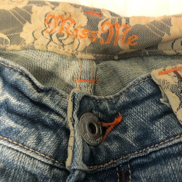 Miss Me Lace Embellished Bermuda Shorts - Picture 7 of 12